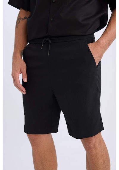 DeFacto Regular Fit Beli Bağcıklı Dokulu Bermuda Şort D9451AX25SPBK27