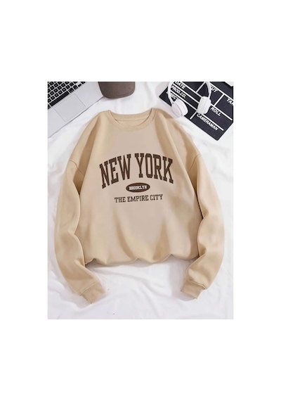 Herkesemoda New York Desen Detaylı Bisiklet Yaka İçi Polarlı Sweatshirt Bej