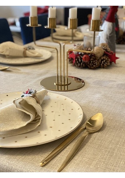 Valerium Simli Gold Masa Örtüsü 150 X 260 Altın