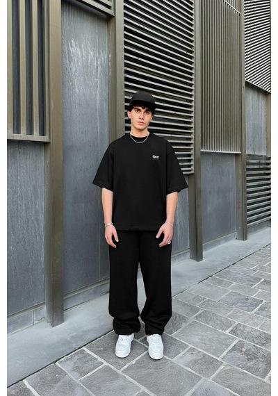 Flaw Nakışlı Oversize Tişört Siyah Siyah