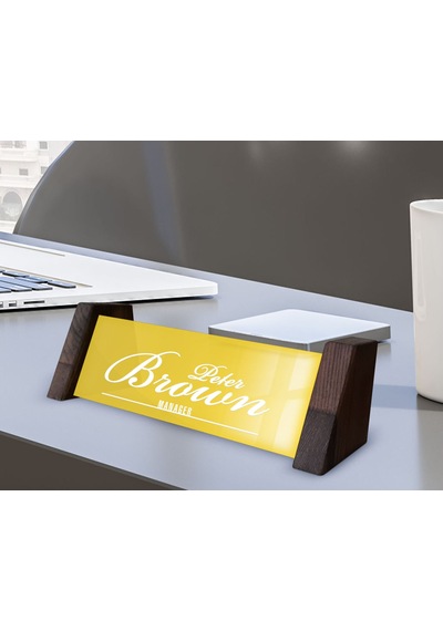 Bk Gift Kişiye Özel İsimli Ahşap Ayaklı Sarı Akrilik Masa İsimliği, Ofis Dekoru, Mesleki Hediye, Ofis Hediyeleri-1