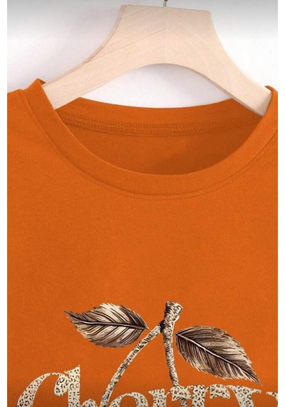 Gold Cherry Kadın Oversize Ön Baskılı Bisiklet Yaka Pamuklu T-shirt Rahat Kesim Turuncu