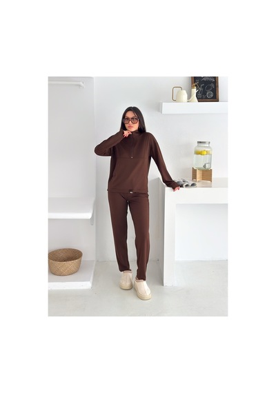 Gugus Kadın Yarım Fermuarlı Model Beli Lastikli Dar Paça Eşofman Takımı Kahverengi