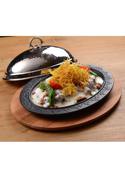Lava Döküm Oval Döner. Kebap Tabağı. Ahşap Altlıklı. Ölçü 28x20cm