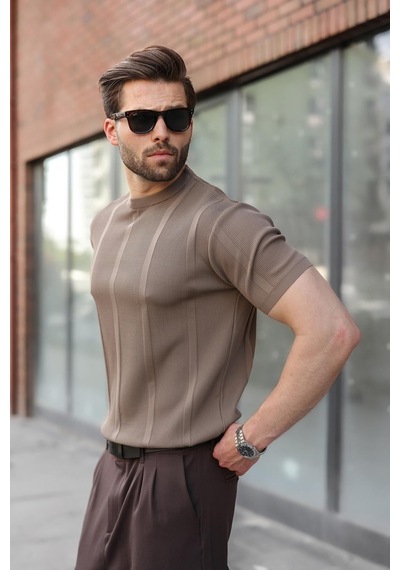 Madmext Açık Kahverengi Regular Fit Bisiklet Yaka Fitilli Triko Erkek Tişört E7490