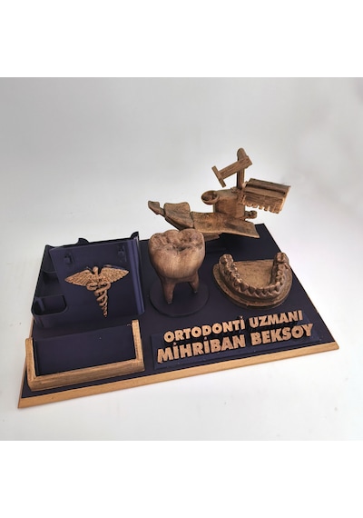 Kişiye Özel Ortodonti Uzmanı Ortodontist Masa İsimliği Ve Kartvizitlik Gold - Siyah