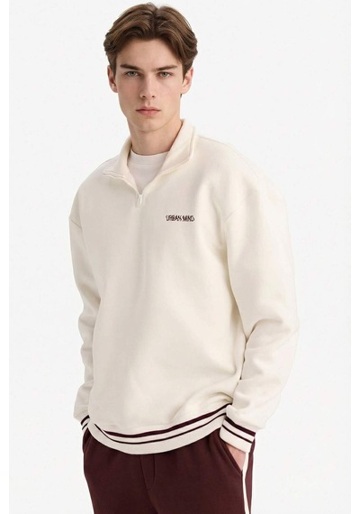 Defacto Boxy Fit Dik Yaka Yarım Fermuarlı Baskılı Sweatshirt G6476ax25wner105 Ekru-er105