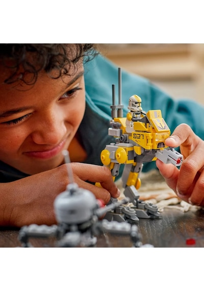 LEGO® Star Wars: Sith’in İntikamı 327. Star Corps Klon Trooper Savaş Paketi 75431 - 7 Yaş ve Üzeri Çocuklar için Oyuncak Yapım Seti (258P)