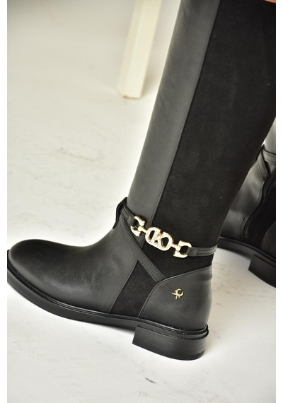 Fox Shoes T973000909 Siyah Alçak Tabanlı Kadın Çizme Siyah