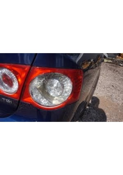 Volkswagen Jetta Stop Lambası Ledli Dış Sağ Yolcu Tarafı 1K5945096