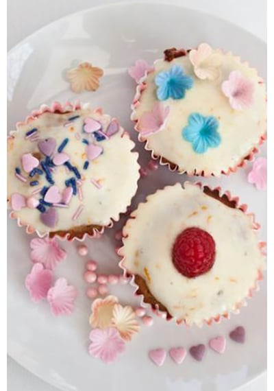 Cupcake Yuvarlak Kek Kalıbı Dalgalı Kek Kalıbı 65x38 Mm - 2 Adet Beyaz Kırmızı Desenli Şirin Kalıp Beyaz