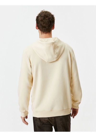 Koton Slogan Baskılı Hoodie Kanguru Cepli Manzara Detaylı Ekru 4wam70214mk Ekru