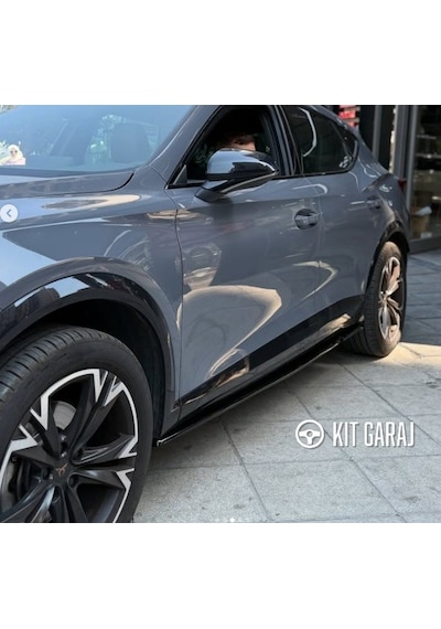 Cupra Formentor Cupra Parlak Siyah Yan Marşpiyel Plastik Boyalı