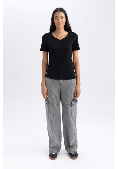 Defacto Slim Fit Kısa Kollu Tişört B0647ax23smbk81 Siyah