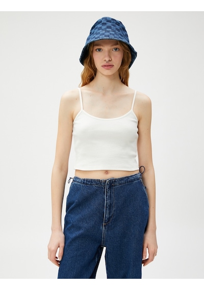 Koton Crop Atlet Halter Yaka Dar Kesim Ekru 3sal30172ık 3SAL30172IK010
