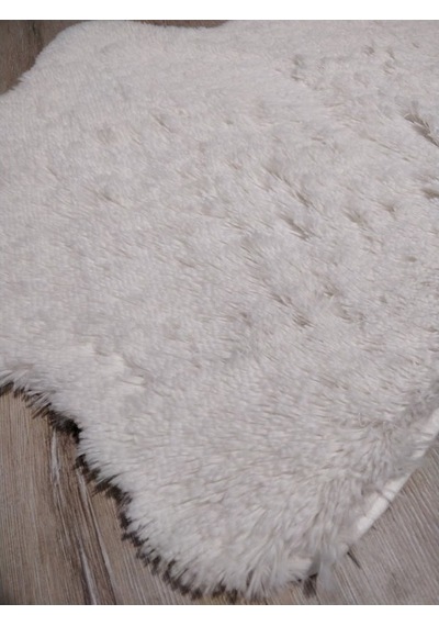 Yamalıhome Tavşan Tüyü Beyaz 70 x 100 Cm Peluş Post Halı