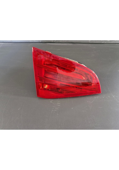 Audi A4 Sol İç Bagaj Stop Lambası Sıfır 2008-2015