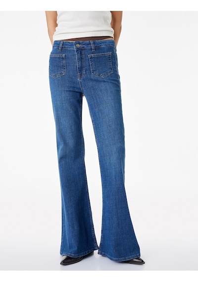 Koton Dar Kesim Cep Detaylı Düğmeli İspanyol Paça Denim Pantolon - Flare Jeans Orta İndigo 6sal40154md İndigo Koton Dar Kesim Cep Detaylı Düğmeli İspanyol Paça Denim Pantolon - Flare Jeans Orta İndigo 6sal40154md İndigo