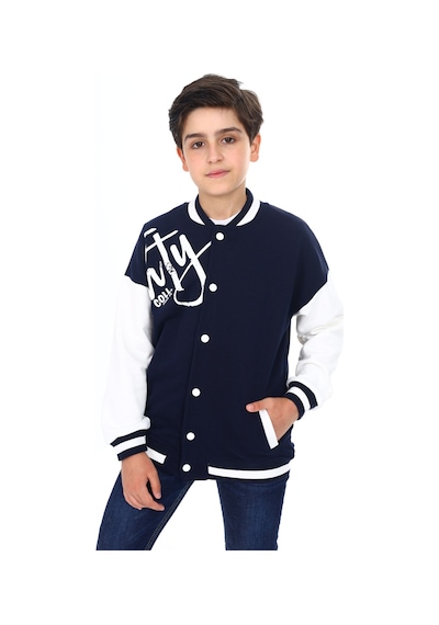 Toontoy Erkek Çocuk Kolej Yaka Çıtçıt Kapama Cepli Düşük Omuz Nakış Baskılı Renk Bloklu Örme Hırka - 2 İplik Şardonlu Lacivert Toontoy Erkek Çocuk Kolej Yaka Çıtçıt Kapama Cepli Düşük Omuz Nakış Baskılı Renk Bloklu Örme Hırka - 2 İplik Şardonlu Lacivert