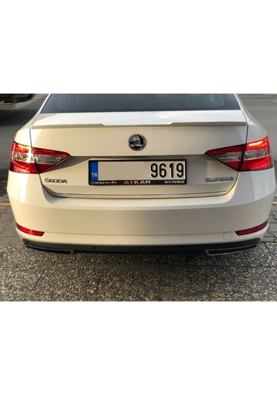 Skoda Super B Bagaj Üstü Spoiler Yapışık Anatomik Abs Plastik