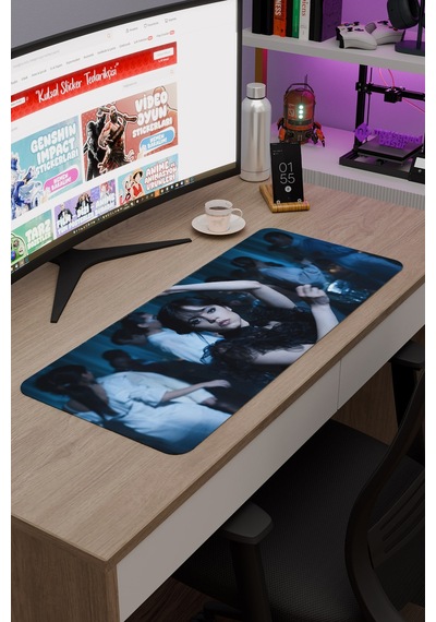 Wednesday 2 V3 70x30 Xl Gaming Kauçuk Kaymaz Taban Mouse Pad Fare Altlığı