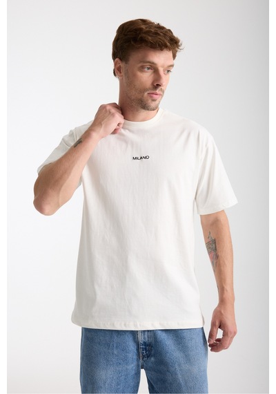 Cool Tarz Erkek Beyaz Milano Nakış Yazılı Oversize Bisiklet Yaka T-shirt Beyaz Beyaz