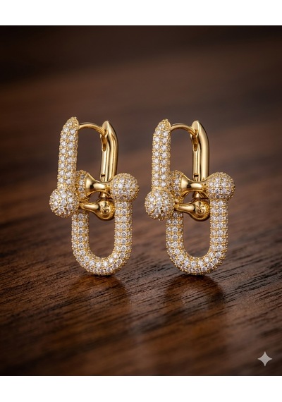 Kadın Full Taşlı Gold Renk Birbirine Geçmeli Çelik Küpe