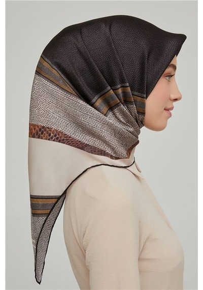 Armine Sura İpek Eşarp 21ka8619 01 Çok Renkli