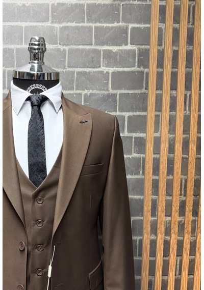 Dupont Classics Erkek Slim Fit 6 Drop Sivri Yaka Yelekli Poliviskon Çift Yırtmaç Takım Elbise Açık Kahverengi Dupont Classics Erkek Slim Fit 6 Drop Sivri Yaka Yelekli Poliviskon Çift Yırtmaç Takım Elbise Açık Kahverengi