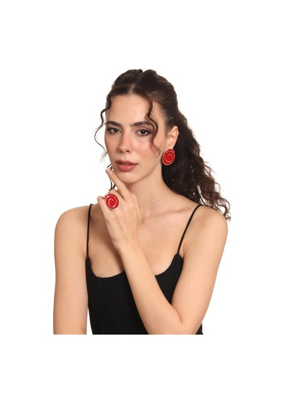 Kadın Gümüş Renk Lak Kaplama Çivili Model Kırmızı Mineli Küpe &yüzük Set Kırmızı