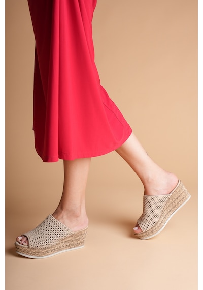Analin Shoes Kadın Hakiki Deri Delikli Dolgu Topuk Terlik Bej