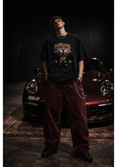 Yolo Street Oversize Siyah Tişört Ön Baskılı Leopar Yolo Tasarım %100 Pamuk Unisex Streetwear Siyah Yolo Street Oversize Siyah Tişört Ön Baskılı Leopar Yolo Tasarım %100 Pamuk Unisex Streetwear Siyah