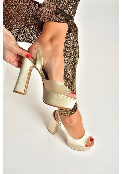 Fox Shoes S246059904 Ten Kumaş Kalın Platform Topuklu Kadın Ayakkabı Ten