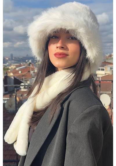Mollycrush Kadın Beyaz Peluş Kürk Bucket Şapka Boyunluk Seti 2'li Trend Takım Beyaz