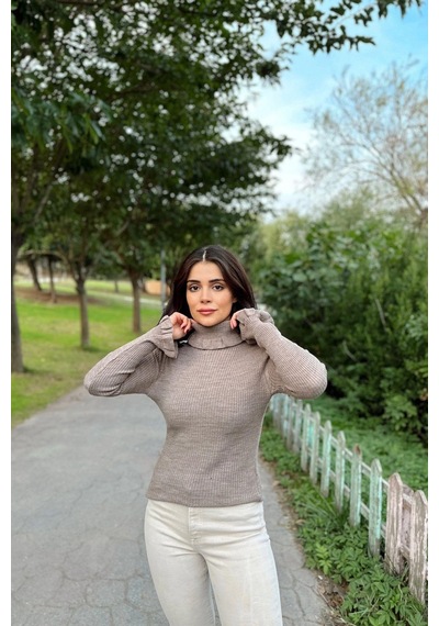 Kadın Bej Fırfırlı Boğazlı Yaka, Uzun Kol, Vucüda Oturan Kalıp, Esnek Kumaş, Düz Desen, Triko Bluz Kadın Bej Fırfırlı Boğazlı Yaka, Uzun Kol, Vucüda Oturan Kalıp, Esnek Kumaş, Düz Desen, Triko Bluz