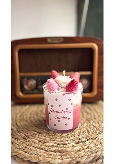 Çilek Soya Wax Mum Simli Kremalı