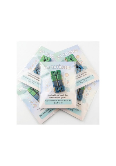 Sonsuz Küp 6'lı Set Mini Fidget Stres Küpü Kişiye Özel İsimli Kartlı İyi Tatiller Karne Okul Hediyesi