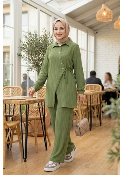 Hb Harma Time Butik Kadın Düğmeli Kuşaklı Çilek Kumaş Tunik Pantolon Haki İkili Takım Haki Haki Hb Harma Time Butik Kadın Düğmeli Kuşaklı Çilek Kumaş Tunik Pantolon Haki İkili Takım Haki Haki