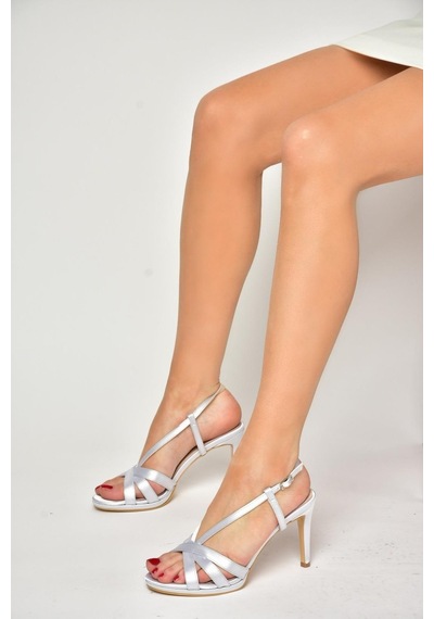 Fox Shoess569714304 Gümüş Kumaş İnce Topuklu Kadın Ayakkabı Gümüş