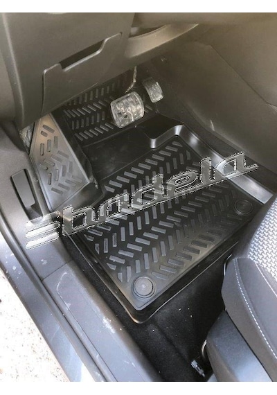 Havuzlu Paspas Ford Kuga 2019-21 Özel Üretim Kaucuk 3D