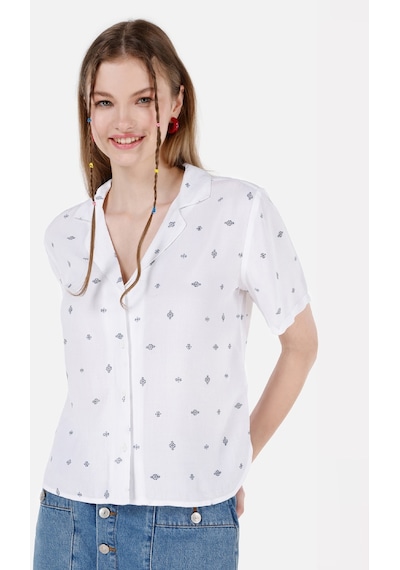 Colin's Colins Normal Kesim Shirt Yaka Baskılı Çok Renkli Kadın Kısa Kol Gömlek Cl1069202 Cl1069202 Q1.v1 Mtc Çok Renkli Colin's Colins Normal Kesim Shirt Yaka Baskılı Çok Renkli Kadın Kısa Kol Gömlek Cl1069202 Cl1069202 Q1.v1 Mtc Çok Renkli