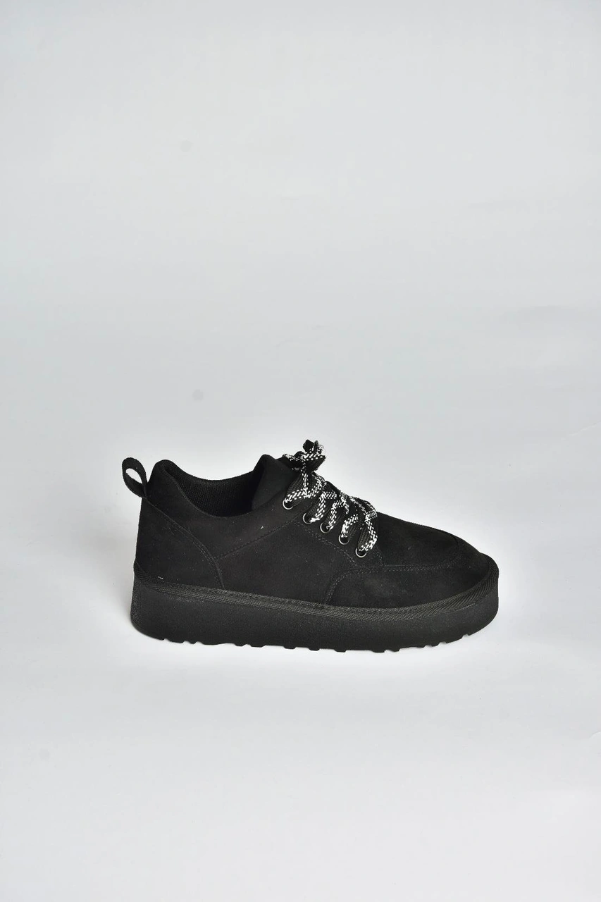 Fox Shoes V602045402 Siyah Süet Kalın Tabanlı Günlük Kadın Ayakkabı Siyah-süet