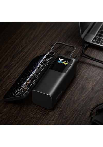 100w Ultra Hızlı Şarj Powerbank 20000 Mah Pd 3.0 Tft Ekranlı Dahili Type-c Kablolu Siyah