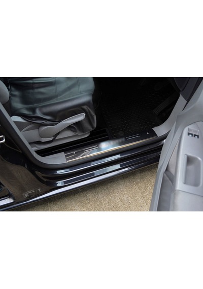 Volkswagen Caddy Krom İç Kapı Eşiği 2015 ve Sonrası