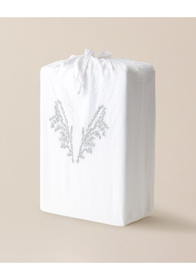Madame Coco Linda Family Size %100 Pamuk Nakışlı Gofre Çarşaflı Nevresim Takımı - Beyaz/gri 8684427292839 Çok Renkli