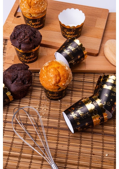Gold Yaldızlı Siyah 12'li Kek Kalıbı Iyiki Doğdun Yazılı Fırında Dağılmayan 6.5x5 Cm Muffin Cupcake Diğer