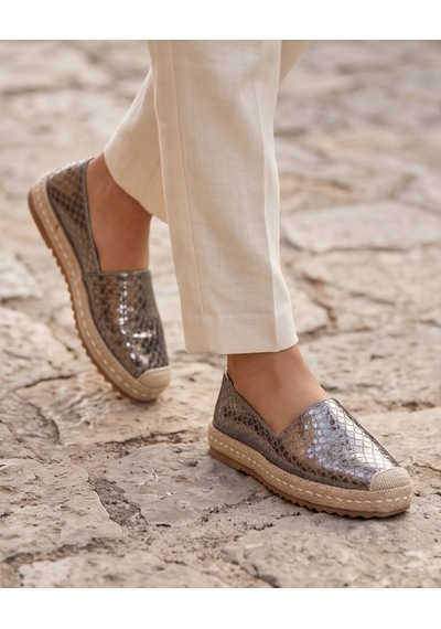 Futsishoes Lucıa Gümüş Yılan Hakiki Deri Dikiş Detaylı Kadın Espadril