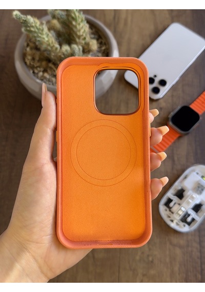 Apple iPhone 16 Pro Max Uyumlu Kadife Yüzeyli Magsafe Uyumlu Premium Kılıf Soocase691 Turuncu