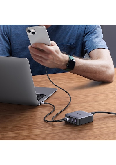 Ugreen Nexode 65W GaN 2 Masaüstü 4 Portlu Hızlı Şarj Cihazı İstasyonu