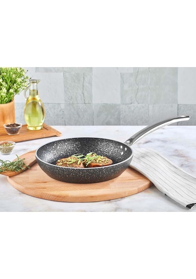 Granit Tava 22 Cm Kahramanlar